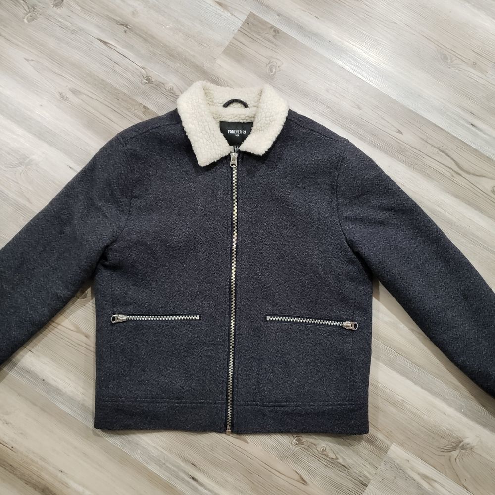 men's forever 21 Sherpa lined denim jacket size large